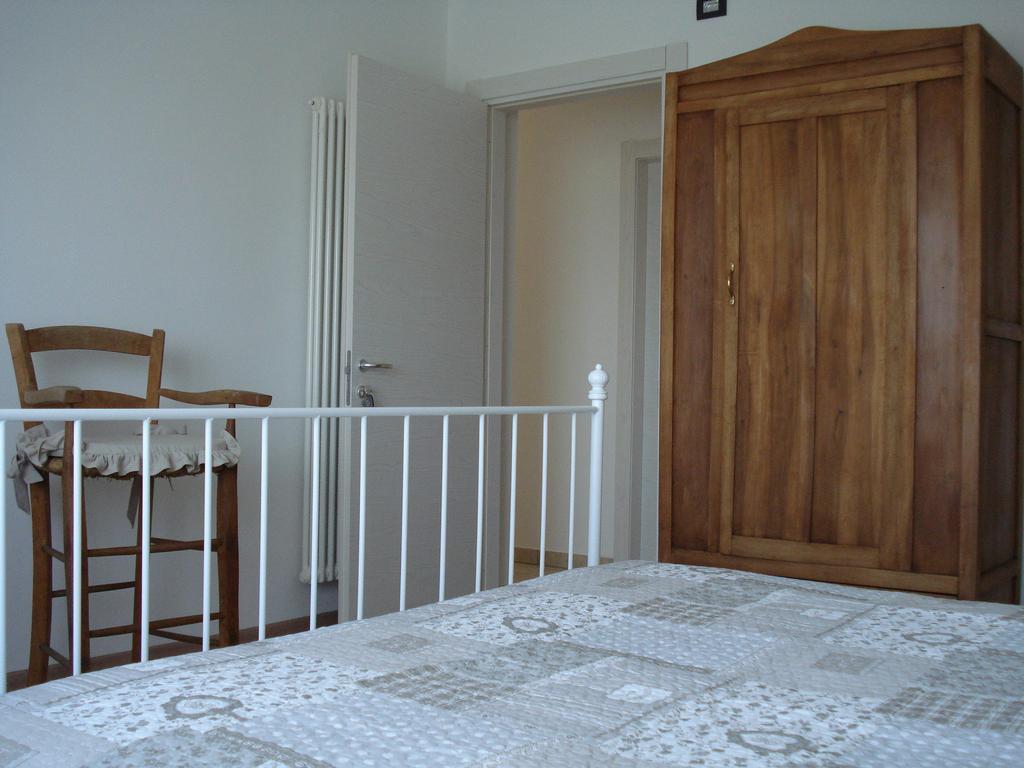 Ai Pianai Bed & Breakfast Mel Bilik gambar